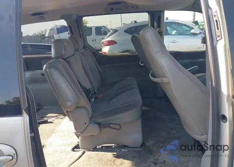 2000 Chrysler Grand Voyager Se z USA, uszkodzony, nr VIN 1C4GJ44R5YB765328